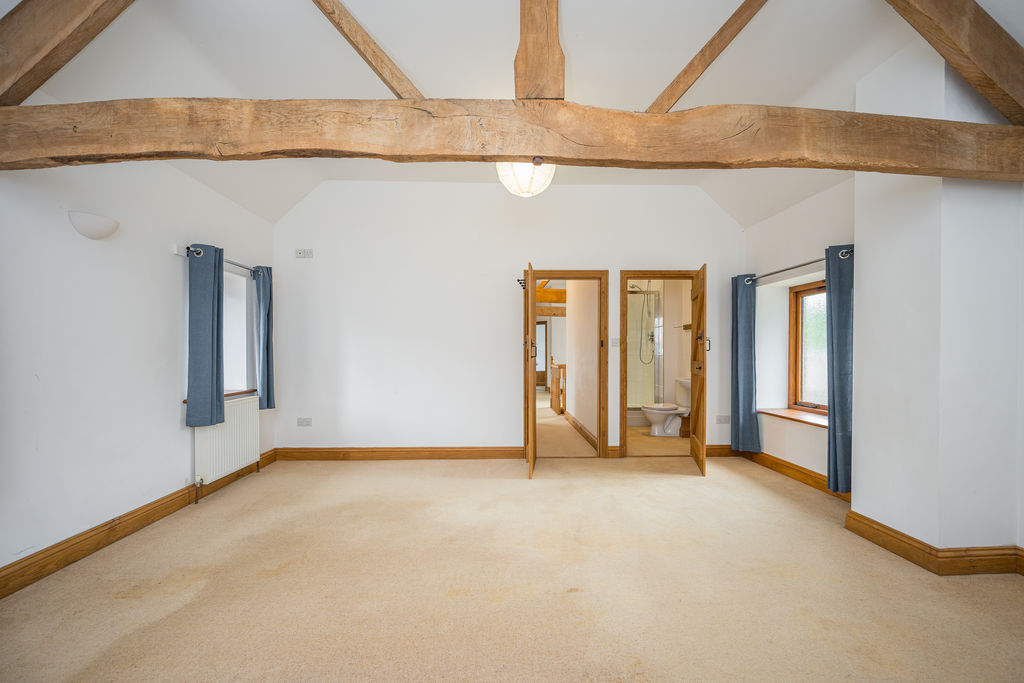 Bedroom- click for photo gallery